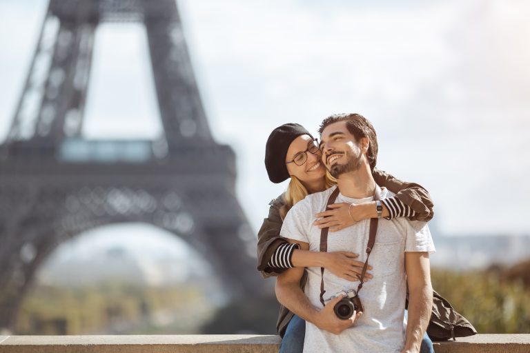Les trésors perdus de Paris : Des visites insolites pour les couples en quête d'aventure